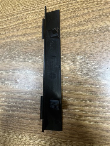 FG Falcon, cluster lower trim top of Steering Column 8r29f044a86e, column trim - Picture 6 of 6