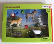 Schleich Farm World 41423 With Cat, Dog, Donkey, NEW