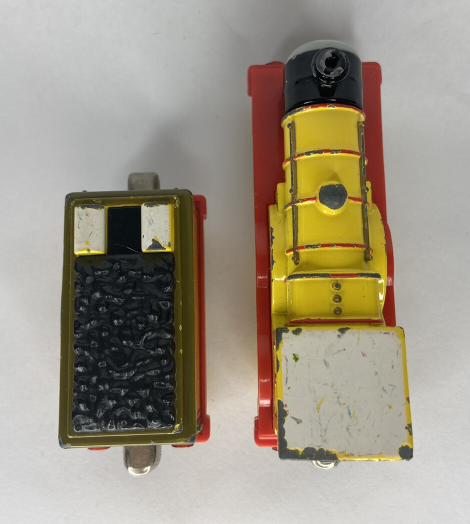 THOMAS & FRIENDS Take Along N Play Die Cast MOLLY & TENDER Train HTF
