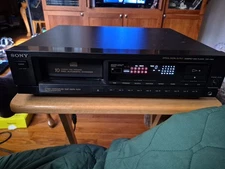 Sony CDP-C900  10Disc Changer No Remote