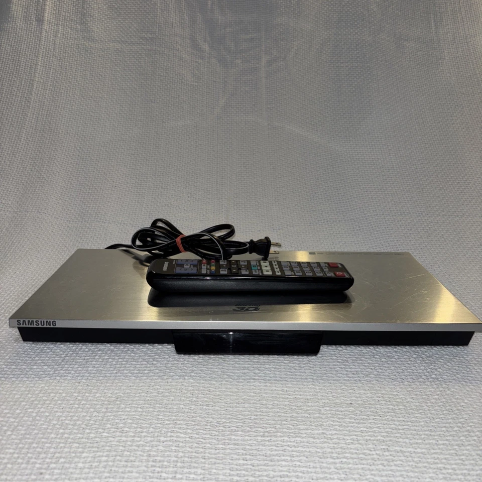 Leitor de disco Samsung BD-D6700 3D Blu-ray e DVD & CD Wi-Fi e HDMI com controle remoto TESTADO - Imagem 2 de 4