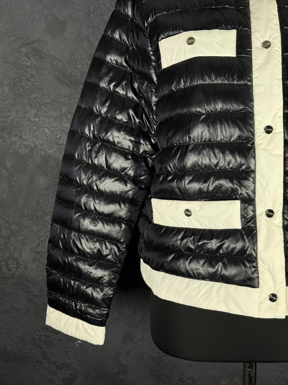 HERNO Women's Lightweight Down Jacket - image 3