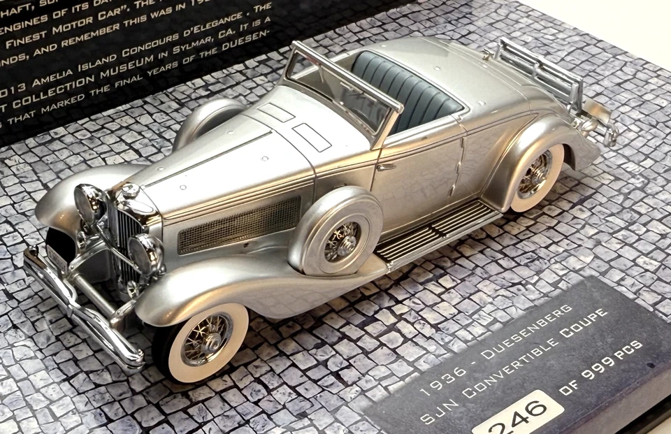 Minichamps - 1936 Duesenberg SJN Convertible Coupe - 1:43 - 246/999 - Image 3 of 4