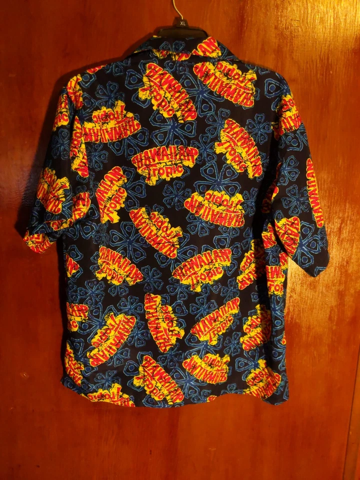 Hawaiian Tropic Short Sleeve Button Up Shirt All Over Print Men's Size Large - Image 4 of 4