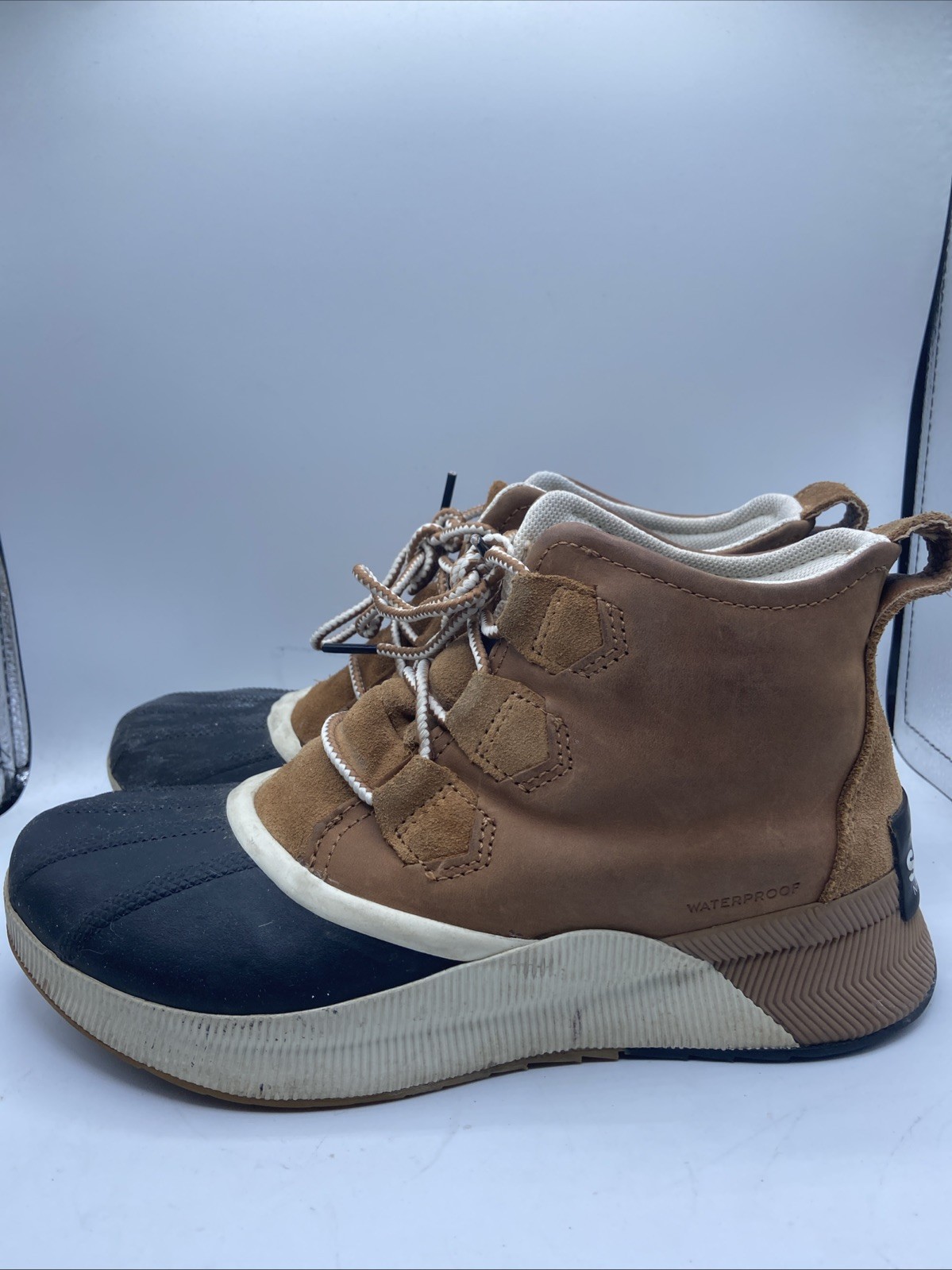Sorel  Women's Waterproof Lace Up Ankle Boots Brown Black Size 8