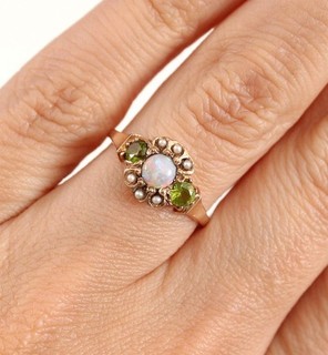 Antique Victorian 9K Rose Gold Fire Opal Green Peridot & Seed Pearl Ring 1.5g