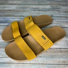 Reef Womens Sandals Cushion Bounce Vista Suede Size 10 Mustard Yellow