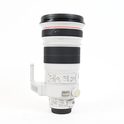 ■極上品■ CANONEF300mm F2.8L IS II USM224011 EF300mm f/2.8L IS II USM - Canon Camera Museum
