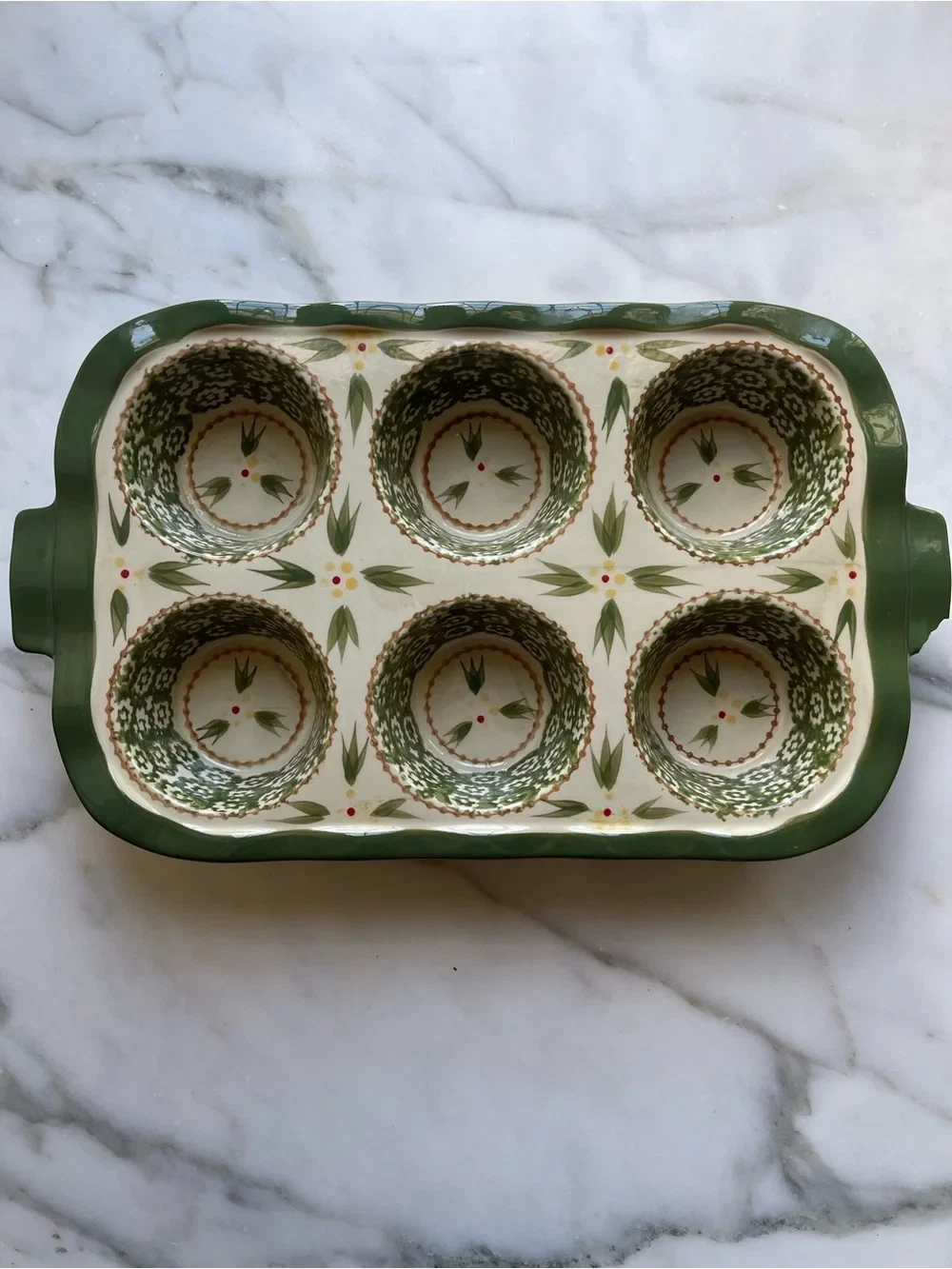 Temptations Old World Green 6 Jumbo Muffin Tray Tin