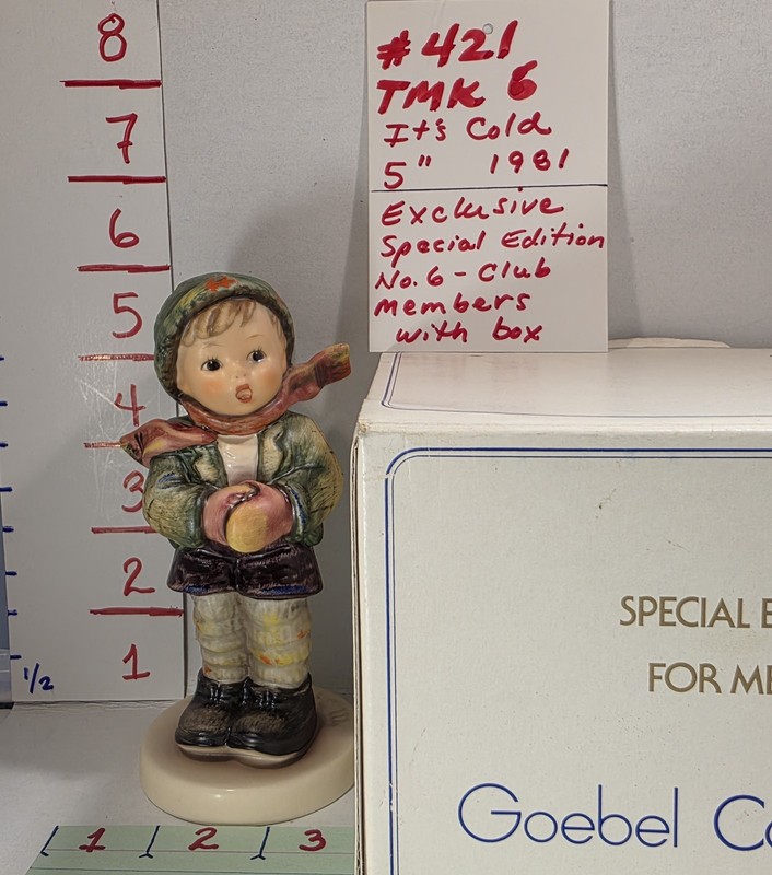 Hummel 421 It's Cold TMK 6, 5" 1981 Figurine Special Edition Goebel Club Members
