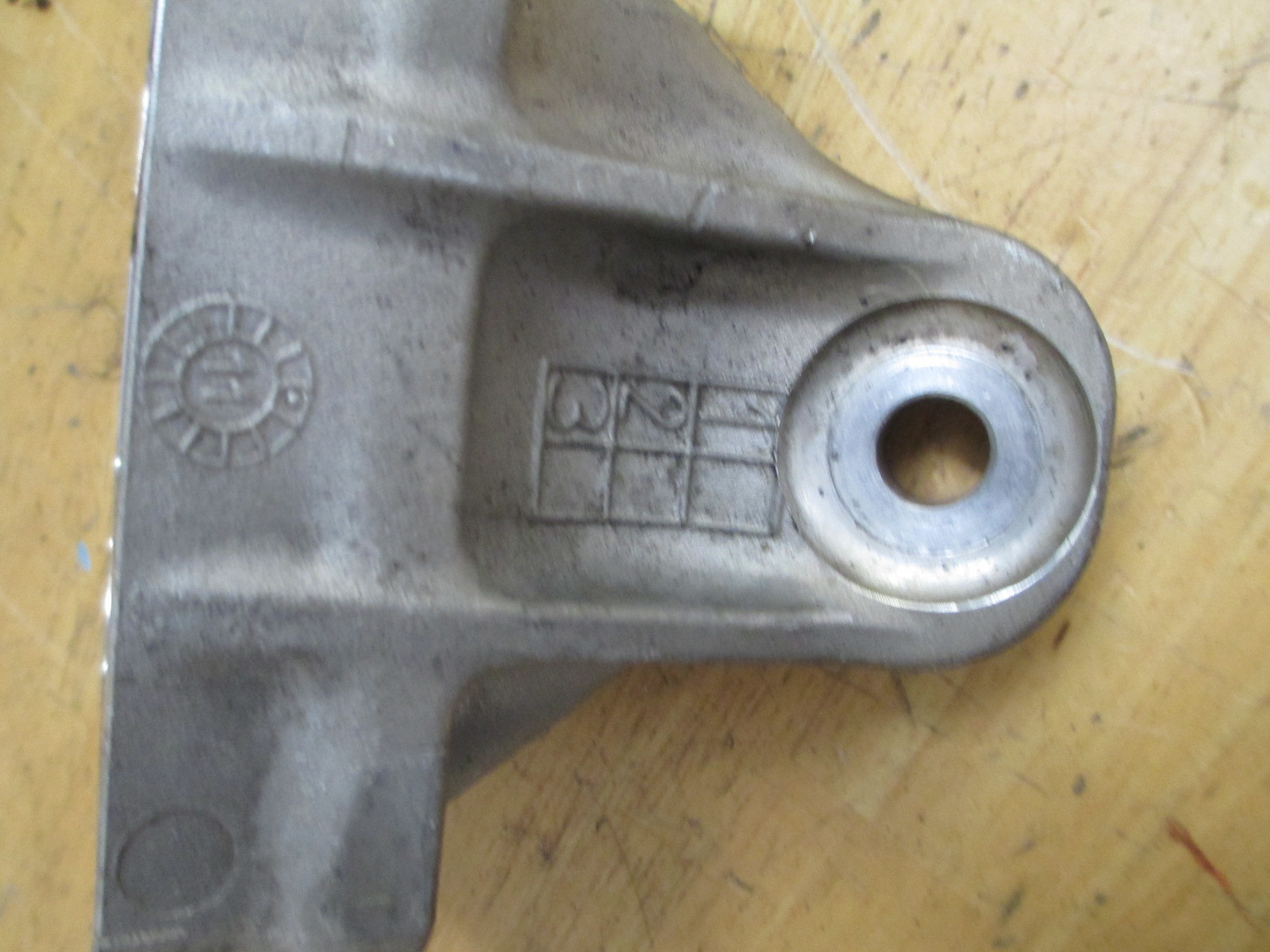 Ferrari 458 - RH Motor / Engine Mount # 255568