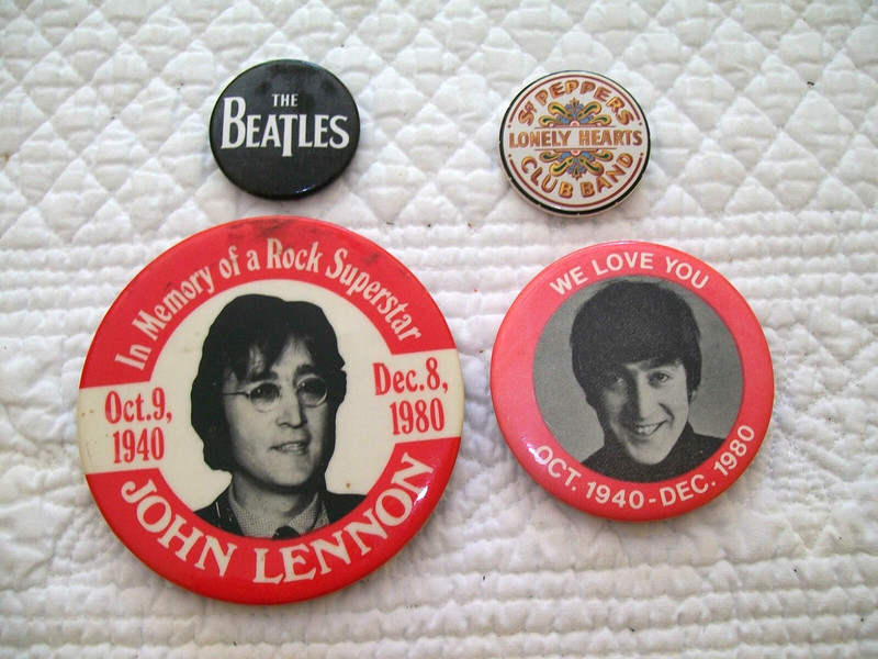 THE BEATLES  John Lennon 1980  Pins   Buttons   3"   lot of 4  PINS