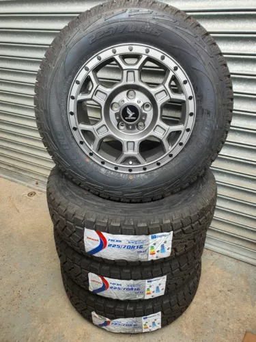 16" AT2 Swamper Satin Grey Alloys+tyres fits VW Transporter T5 T6 *ex-display*