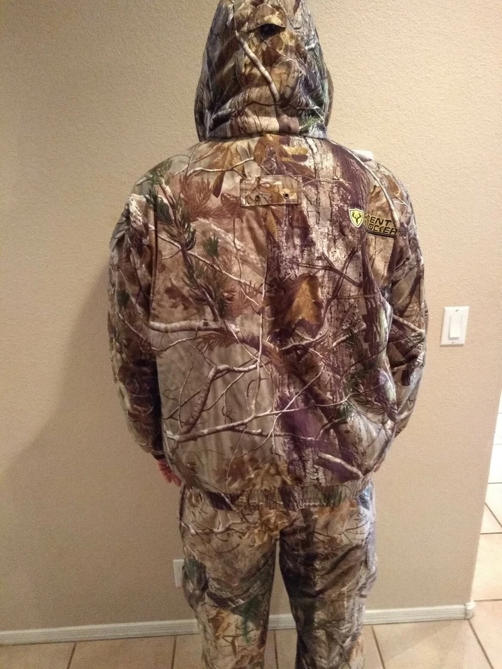 Scent Blocker Outfitter Camo Hunting Suit Jacket & Pants, RTAP & RTX, XL X-large - Image 2 of 2