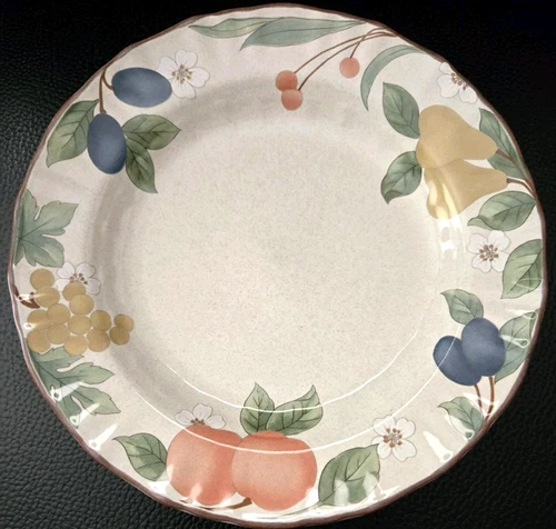 SET OF 2 MIKASA COUNTRY CLASSICS FRUIT PANORAMA DINNER PLATES 11 1/8"