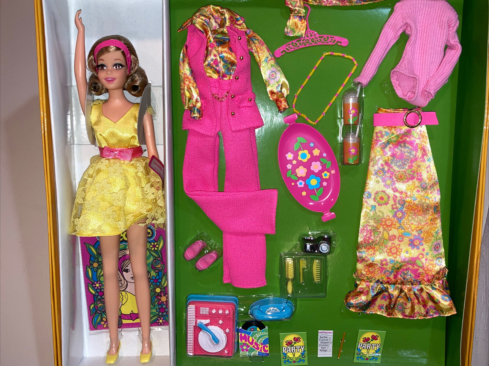 Becky Most Mod Party, NRFB, Gift Set 2008 Barbie 50th Anniversary  Collection New