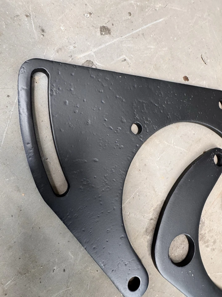 Oldsmobile 442 Starfire 1966-1972 soportes de compresor de aire acondicionado Cutlass Vista Cruiser Foto 2 de 4