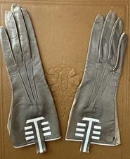 Vintage 1930s/40s French O’Connor Moffatt navy blue leather gloves Size 6” 1/8