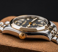 Tudor Black Bay 39 S&G Black Dial Steel & Yellow Gold Box Bracelet Auto 79663 10