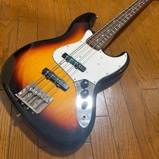 Bajo Fender Japan Jazz 3 Tonos Sunburst Hecho en Japón 2014 con Papel de Garantía
