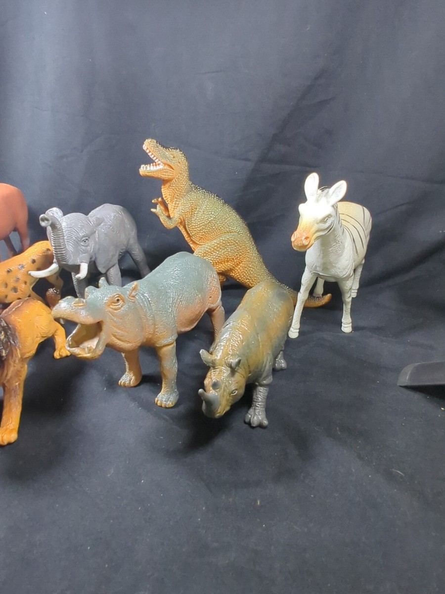 Lot Of 9 2-5.5” Tall Zoo prehistoric wild domestic Animals Small