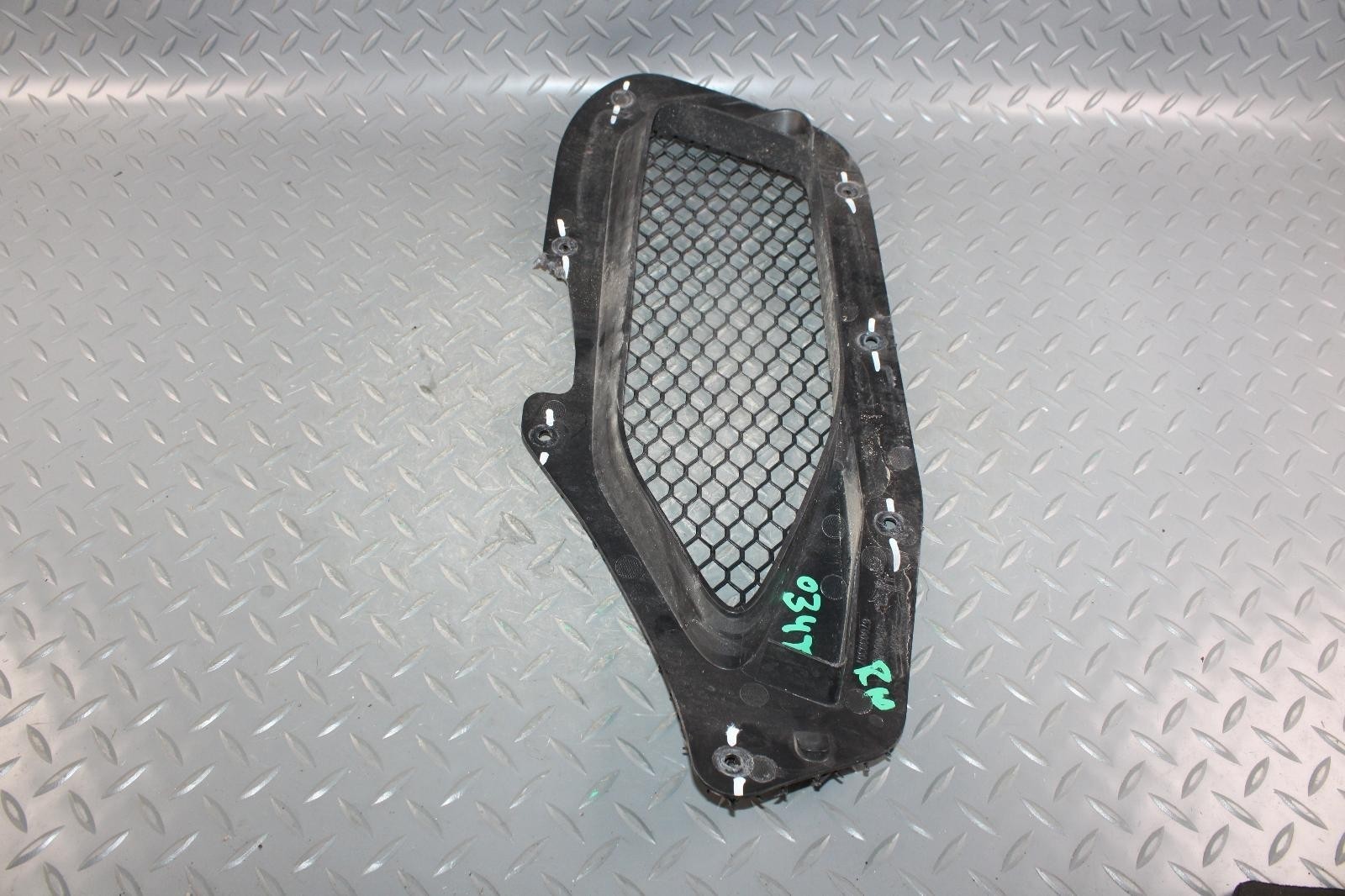 Maserati Quattroporte 2014-2021 Right Lower Insert