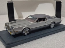 Lincoln Continental Mark IV 1973 Silver 1:43 Neo NEO45565 Resin Model Car