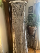 Adrianna Papell Beaded Silver Formal Gown Dress Size 10 Regular Elegant Evening