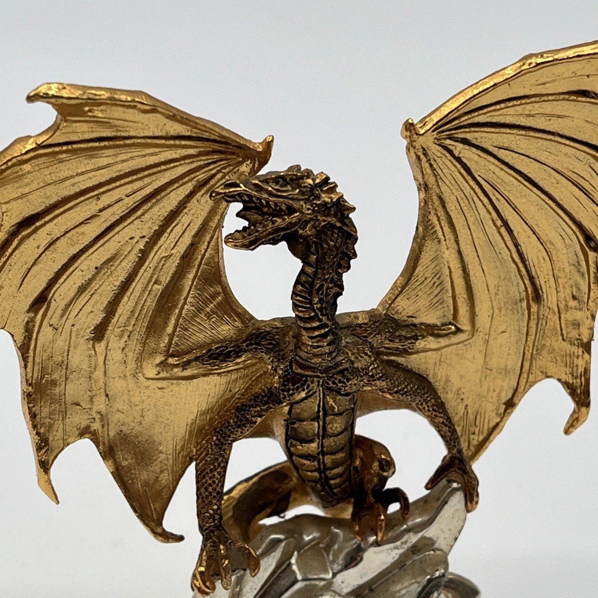 Franklin Mint Eye of the Golden Dragon Pocket Watch Stand & Watch