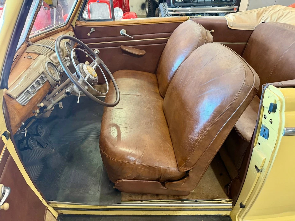 Ford Super Deluxe 1948 convertible Foto 4 de 4