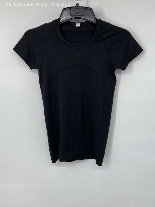 Lululemon Womens Red Black Activewear Pullover T-Shirt Size 4 Lot Of 2