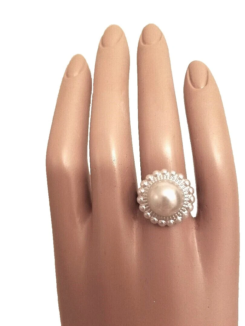 Pearl Resin Fashion Rings