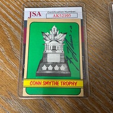 autographed 1972-73 Topps GUY LAFLEUR CONN SMYTHE  card .HOF JSA CERT