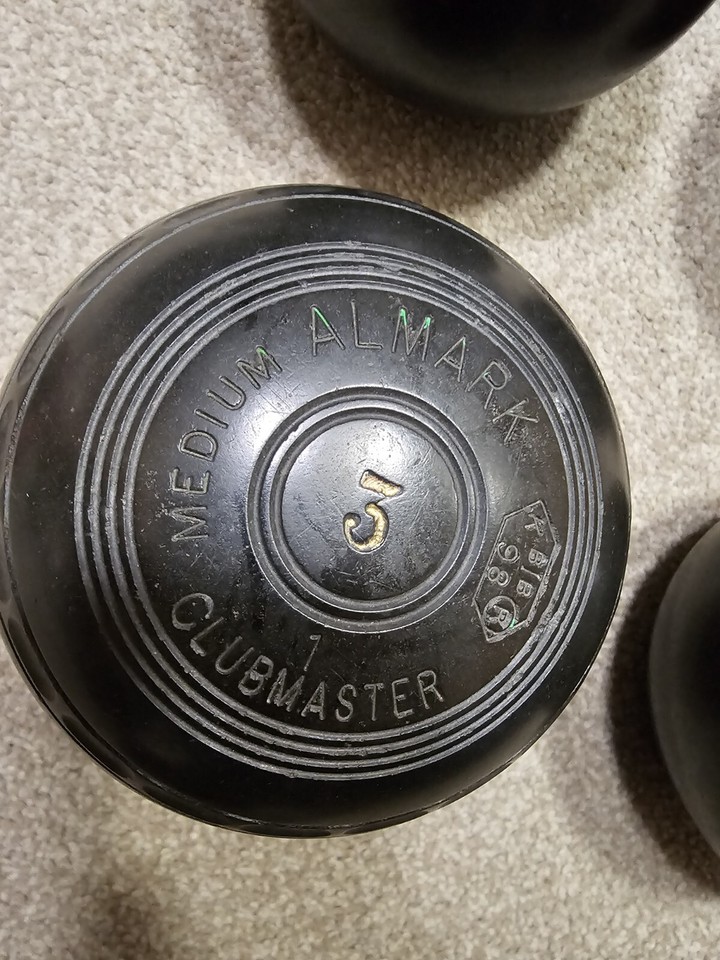 Almark Clubmaster Lawn Bowls Size 1 + Bag eBay