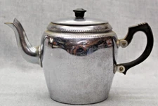 Vintage Sona Chrome Aluminum Works Stratford On Avon England Hammered Teapot