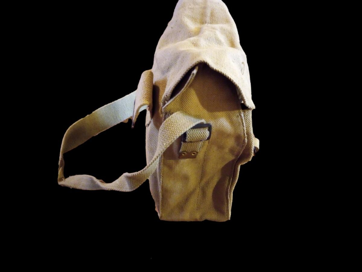GENUINE P-37 BRITISH MILITARY SMALL COMBAT PACK SHOULDER BAG GENUINE P-37 BRITISH MILITARY SMALL COMBAT PACK SHOULDER BAG