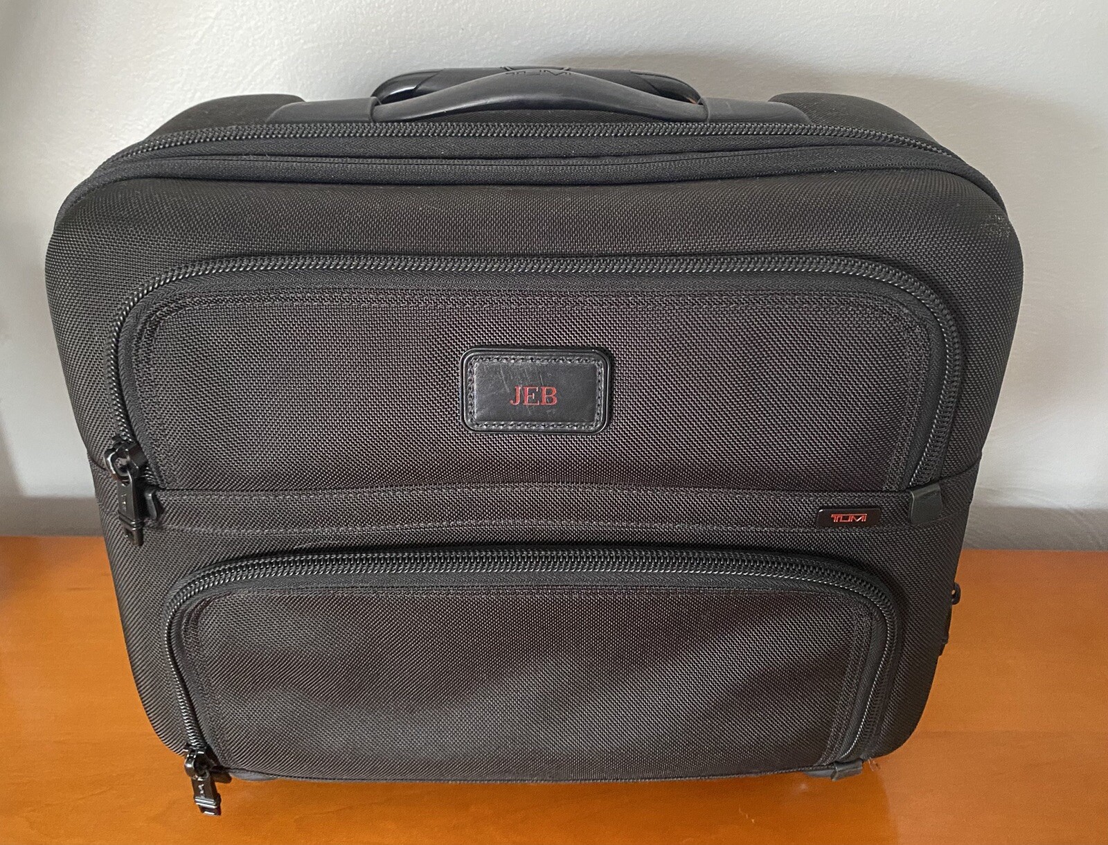 Tumi Carry On Luggage 2 Wheel - Black- Soft Case - Expandable-image