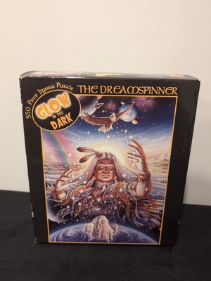 Ceaco Glow In the Dark 550 Piece Puzzle 24''x18'' The Dream Spinner