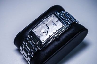 Longines DolceVita L5.755.4   Diamond & Mother of Pearl Dial   Swiss Luxury