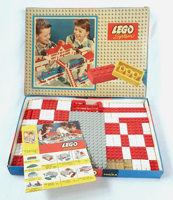 LEGO System 700/3A Basic Set - Vintage 60s Rare