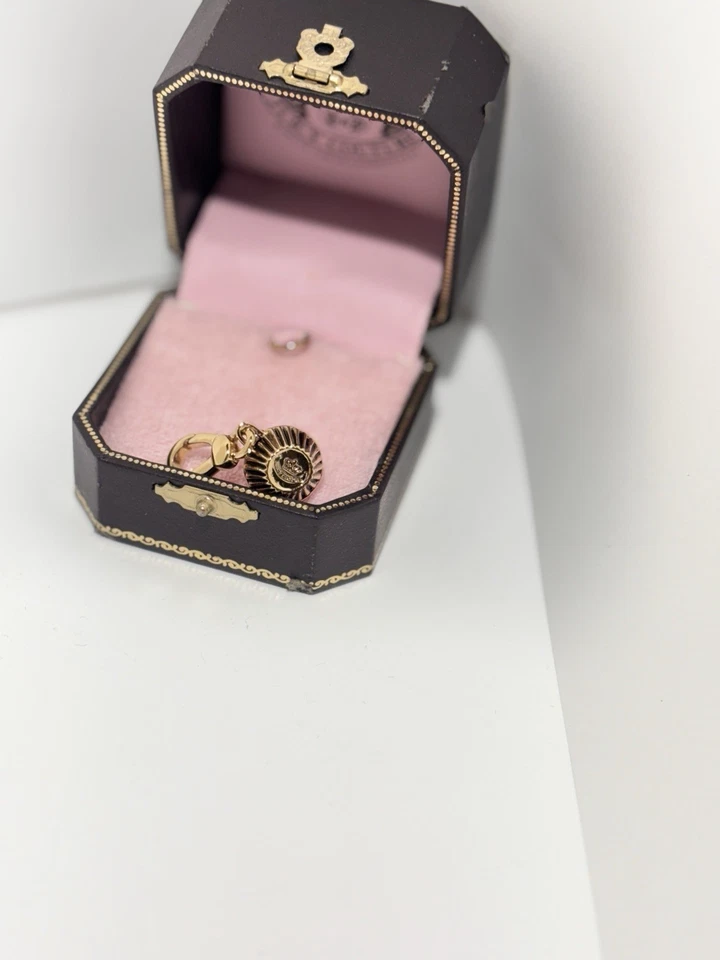 Love G&P Cupcakes Charm Juicy Couture Foto 2 de 3