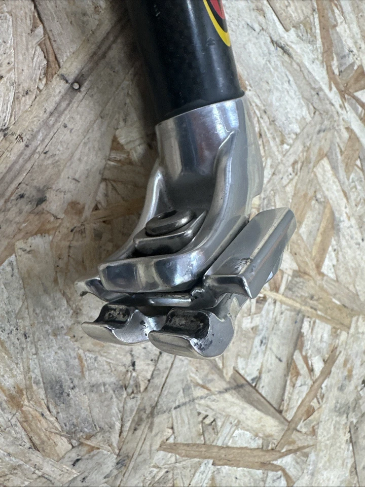 Карбоновый подседельный штырь Easton EC-70 27,2 215 вырез на 215 мм EC70 27,2 мм 35 мм задний ход 159 г - Изображение 4 из 4