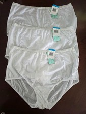Vanity Fair Womens White Nylon Briefs Size 9 Lot of 3 13199