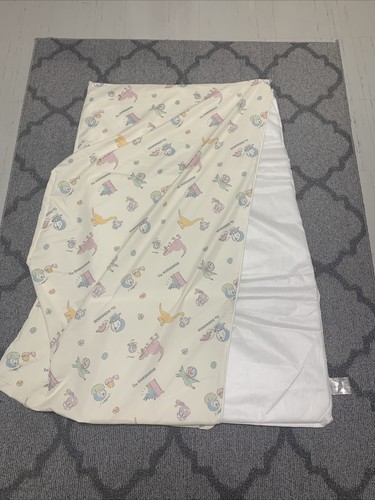 Doraemon Set 7 pezzi Nap Futon con borsa per il trasporto. Ottime condizioni. - Foto 4 di 11