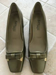 womens green court shoes