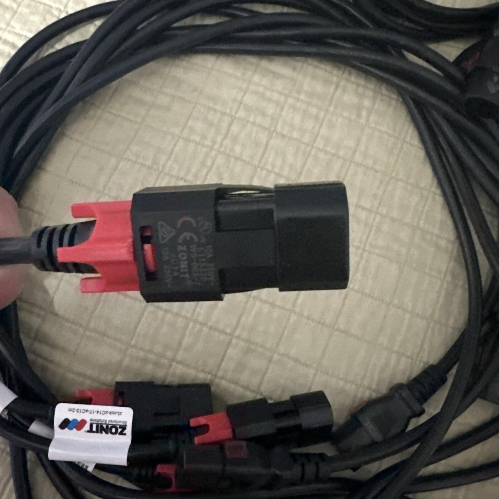 5 Lot Zonit zLockzC1417aC132m Dual Locking Cable 2M Black C14 To