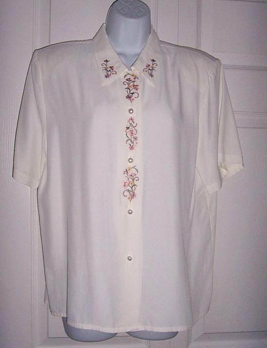 トップス MEDI VINTAGE FLOWER EMBROIDERY SHIRT Women's Medium Vintage Shirt Top Short Sleeves Off White