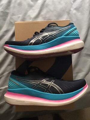 Aasics Gel Glide ride Women Size 7.5 great condition!