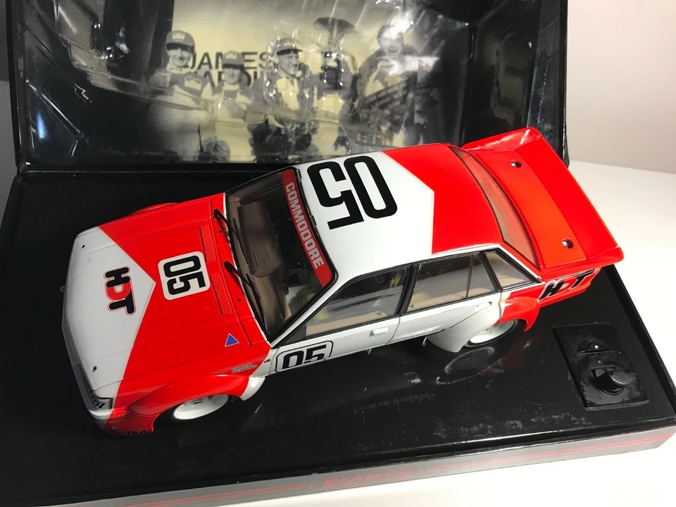 Biante 1:18 Holden #05 Peter Brock Perkins 1984 Bathurst (leer descripción) Foto 4 de 4