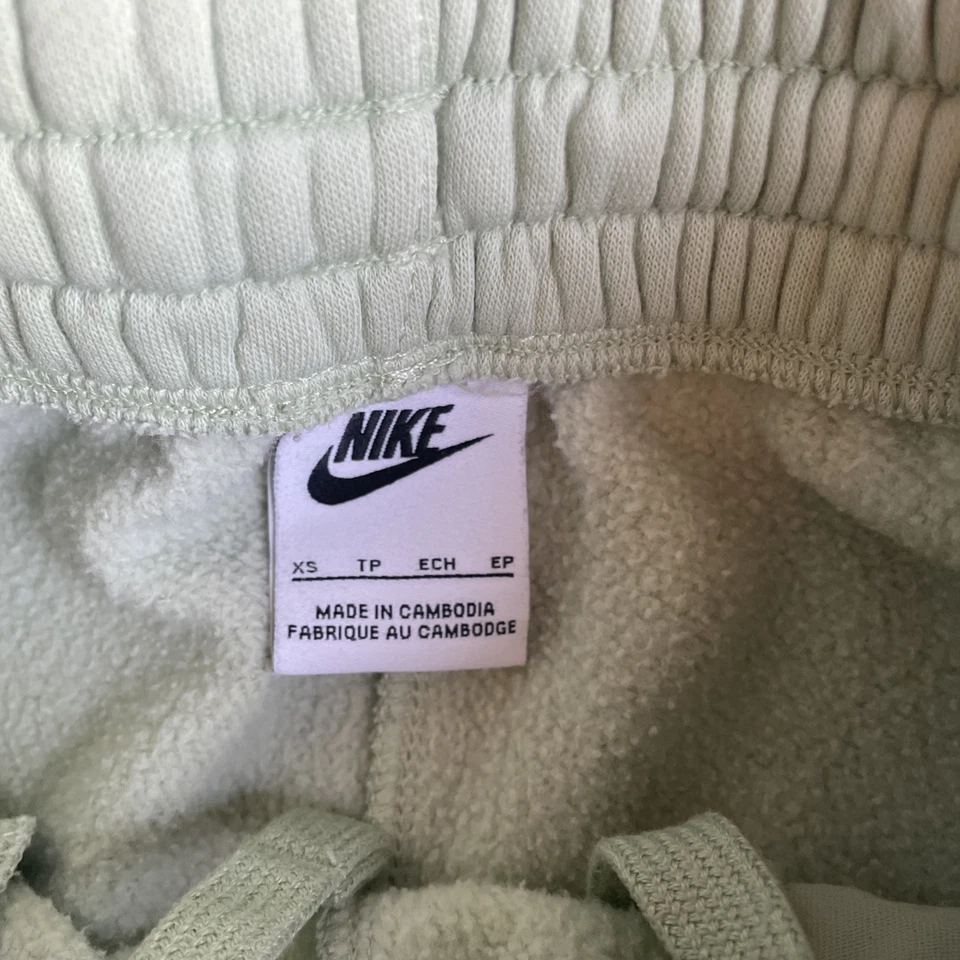 Pantalones Nike Sportswear Club polar pierna ancha grandes niños niñas talla XS verde claro Foto 4 de 4